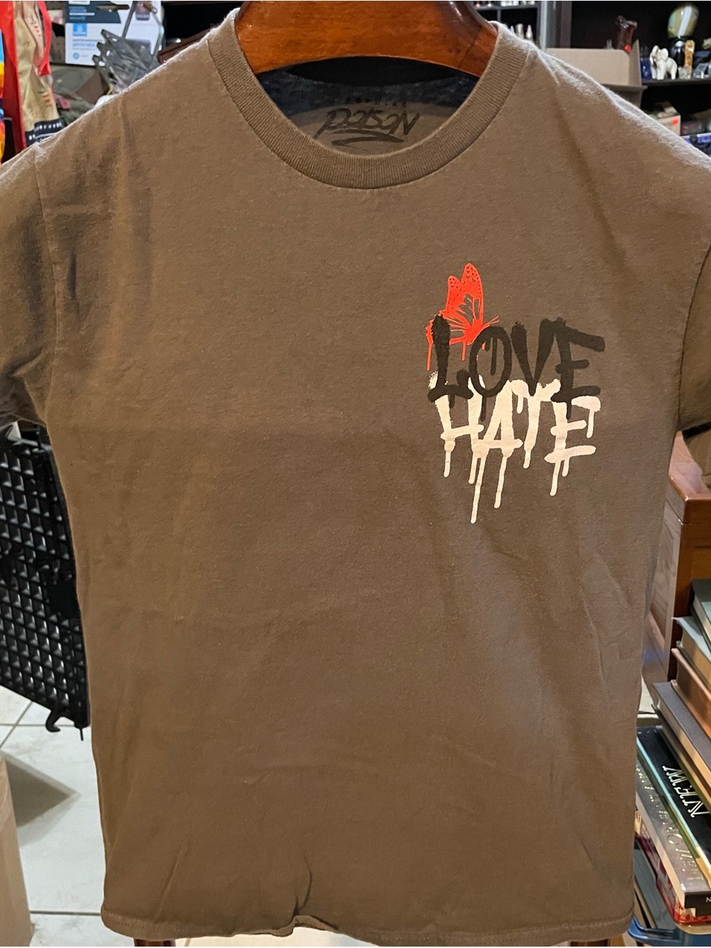 Popular Poison Love Hate Men’s GrayT-shirt - Small